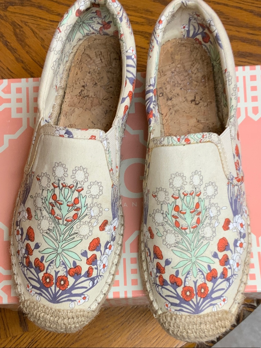 Gianni Bini floral Canvas Slip-On Espadrilles in Cream, Mint & Coral - Picture 2 of 5